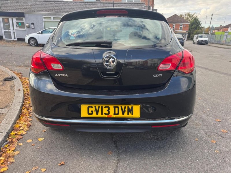 VAUXHALL ASTRA